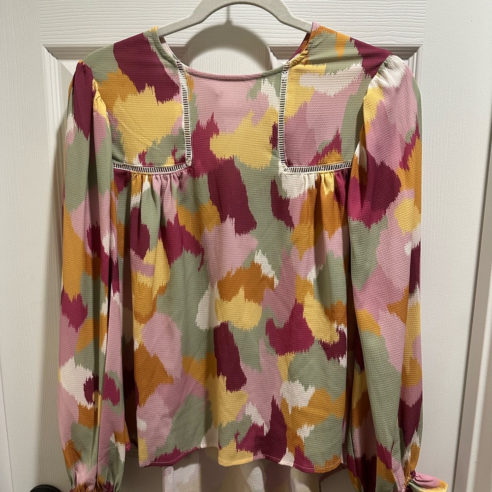 Fate Multi-Color Abstract Print Long-Sleeve Blouse